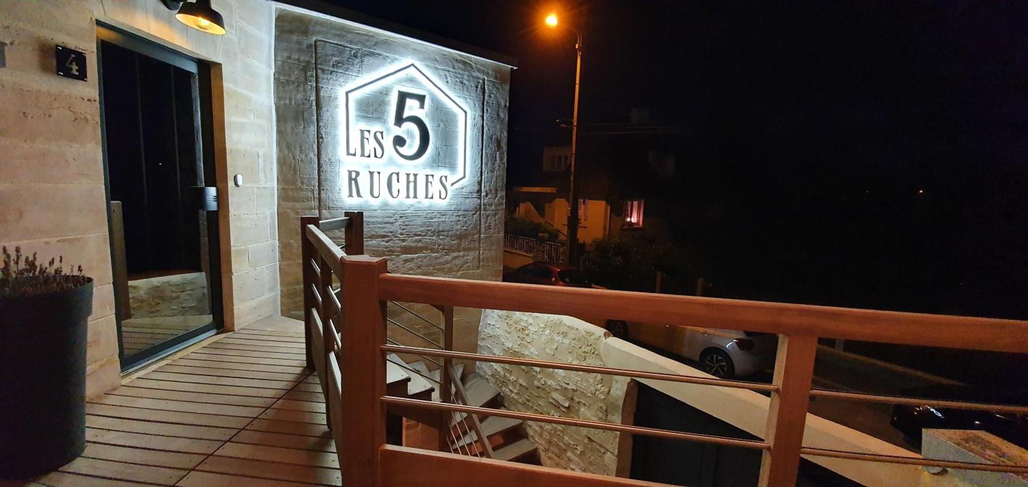 Hotel Restaurant La Pecherie - Le Manoir D'A Cote - Les 5 Ruches -Logis Hotels Courseulles-sur-Mer Exterior photo